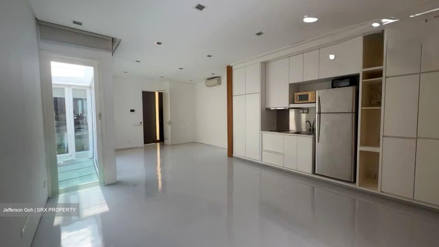 Mohamed Sultan Road (D9), Office #567606721